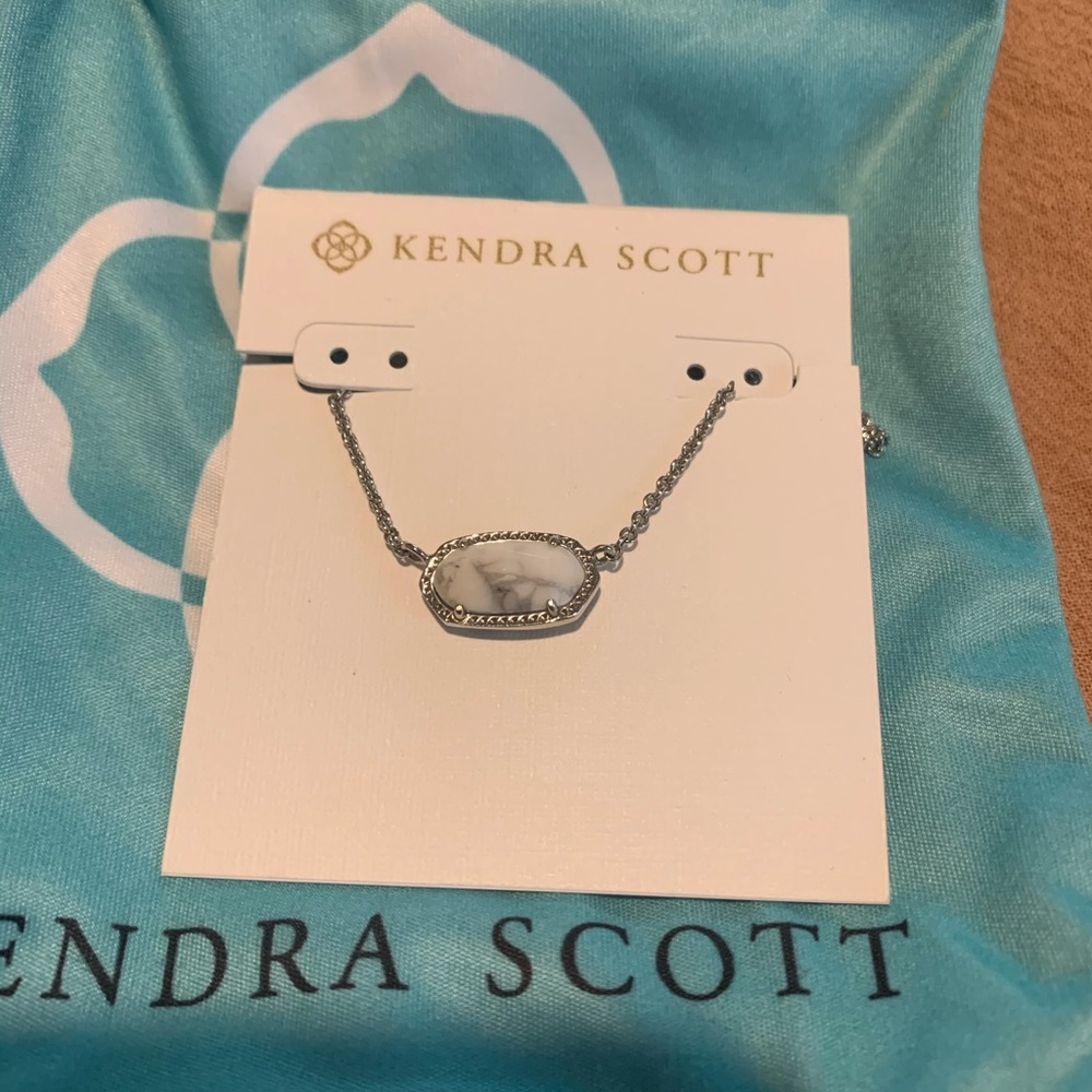 Kendra Scott Necklace
